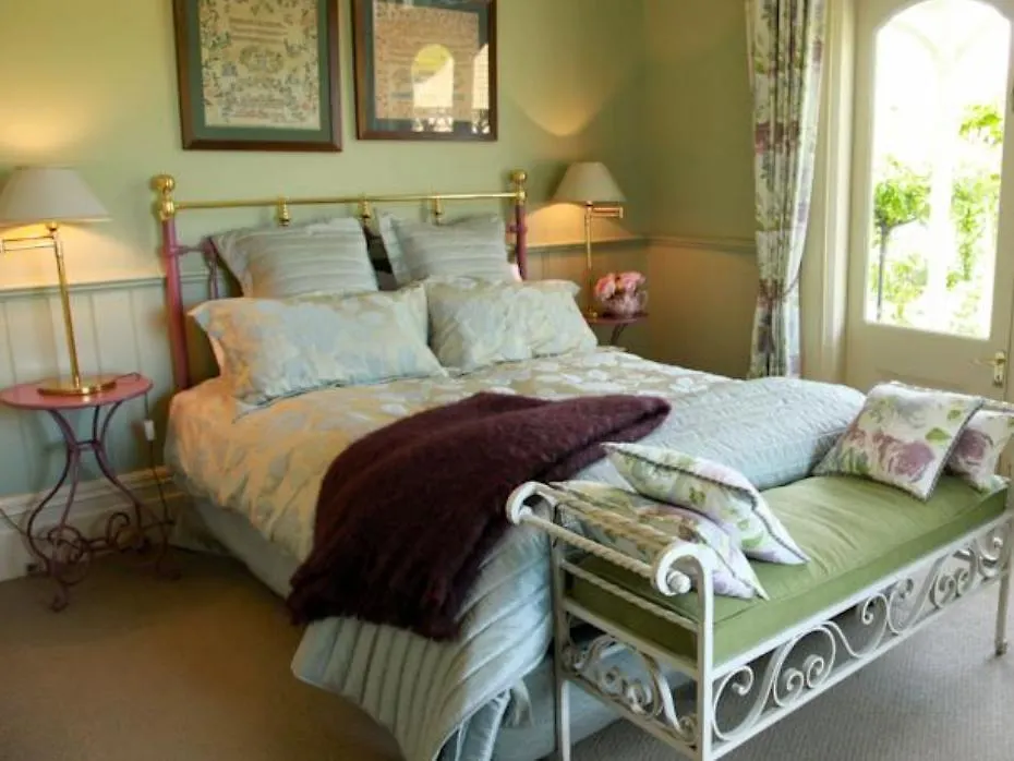 Lilac Rose Boutique Bed And Breakfast Christchurch 3*,  New Zealand