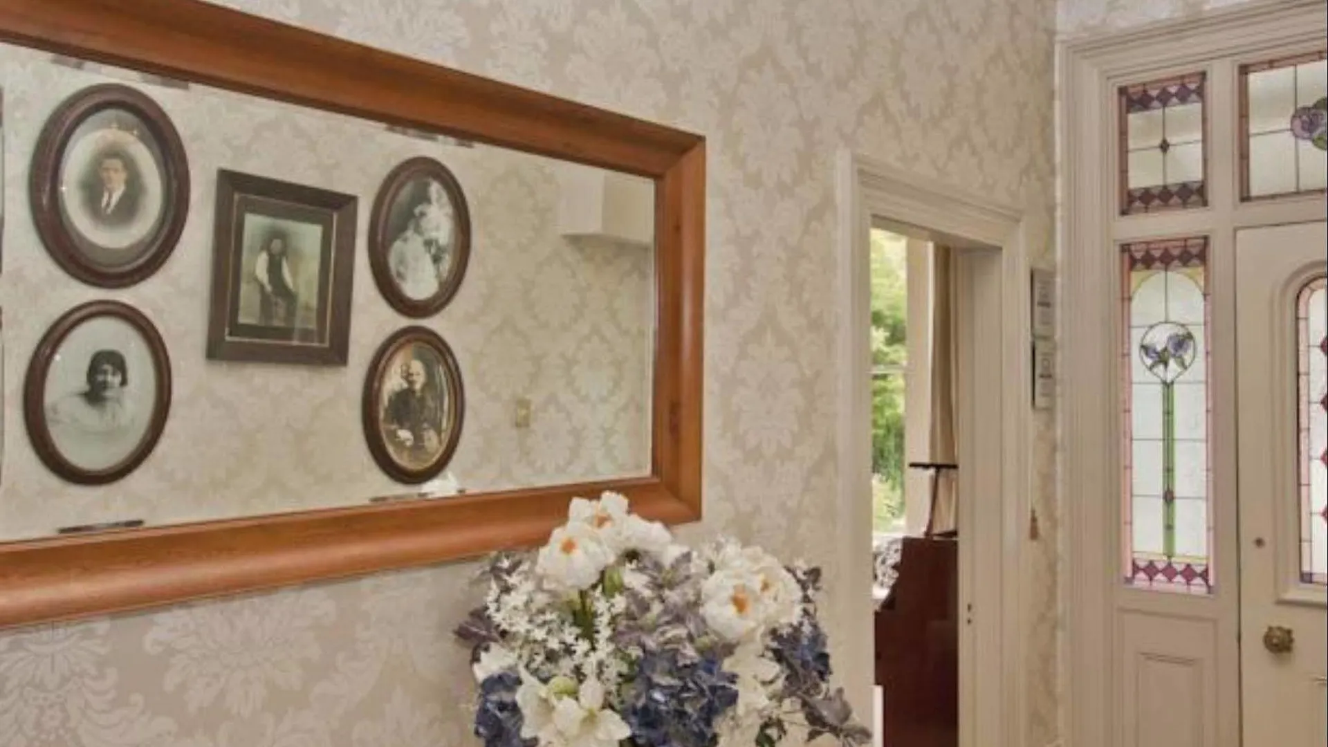 Lilac Rose Boutique Bed And Breakfast Christchurch
